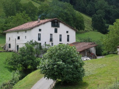 Los caseríos vinculados a explotación agraria quedan exentos de efectuar la ITE