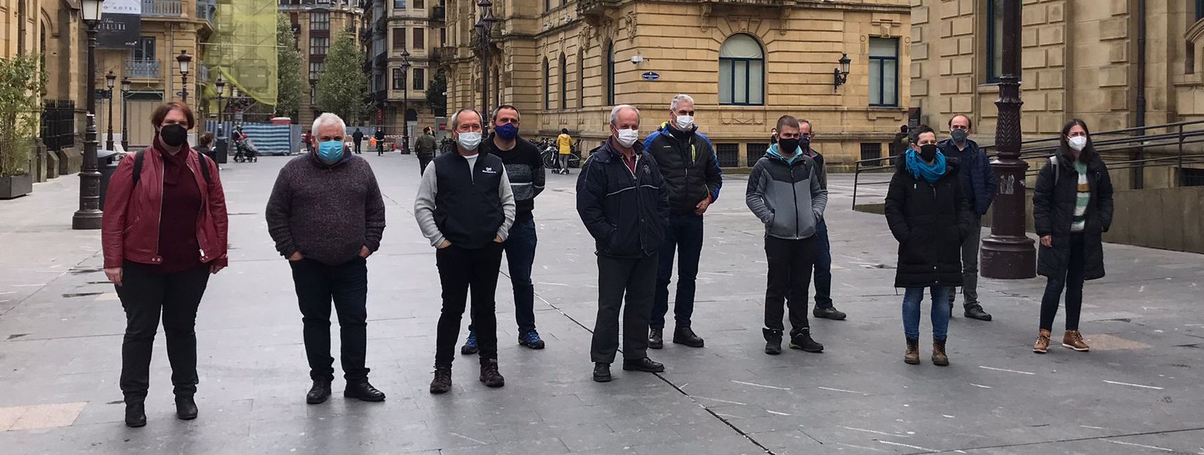  ENBA y EHNE presentan, conjuntamente, la moción “Por la ganadería extensiva de montaña y el control poblacional del lobo” en todos los ayuntamientos de Gipuzkoa